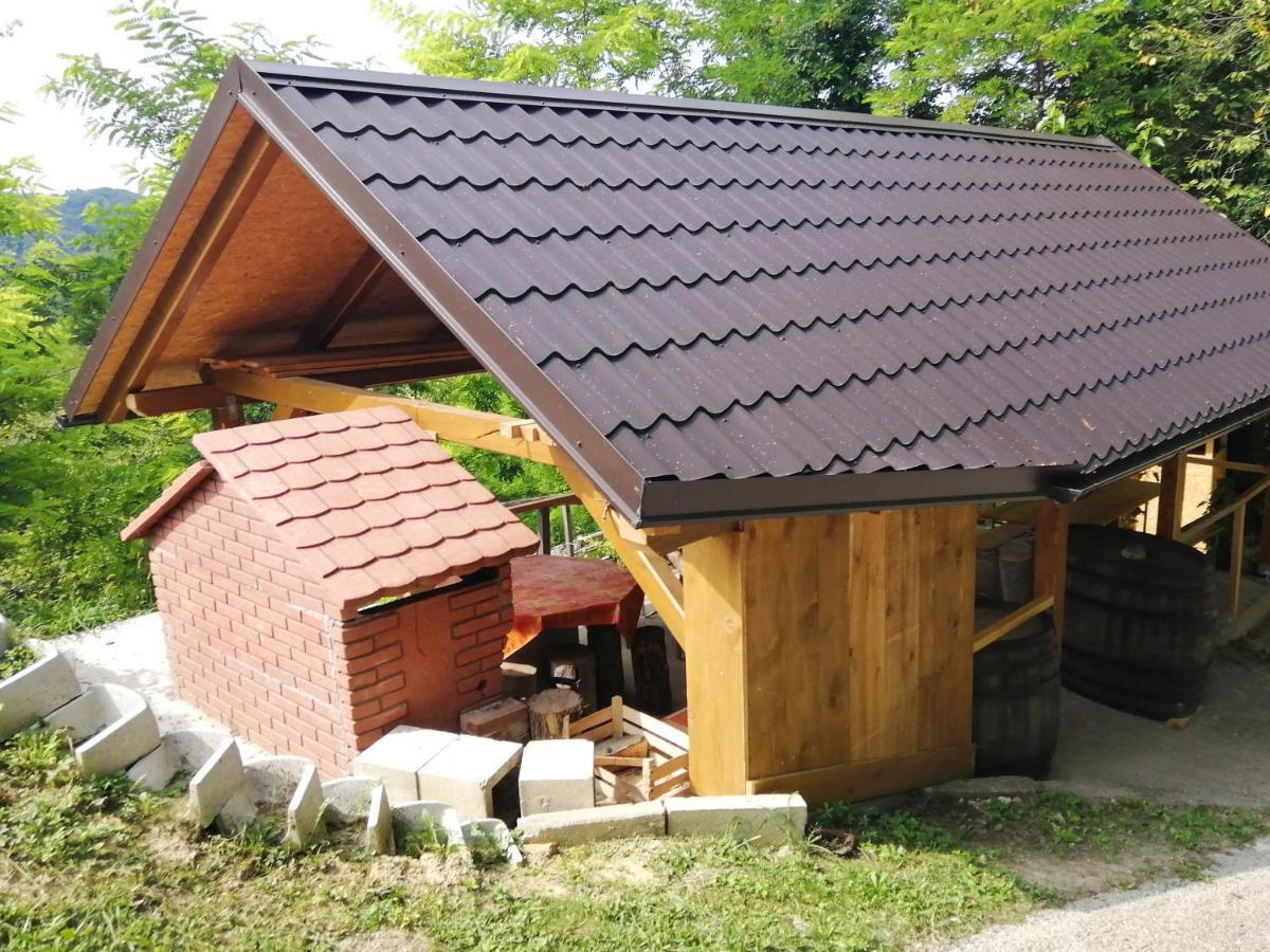 Robinzonski Smjestaj Tepes Tuheljske Toplice Extérieur photo