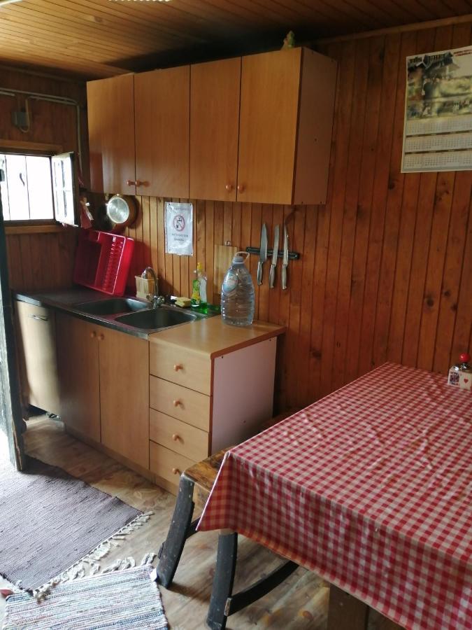 Robinzonski Smjestaj Tepes Tuheljske Toplice Extérieur photo